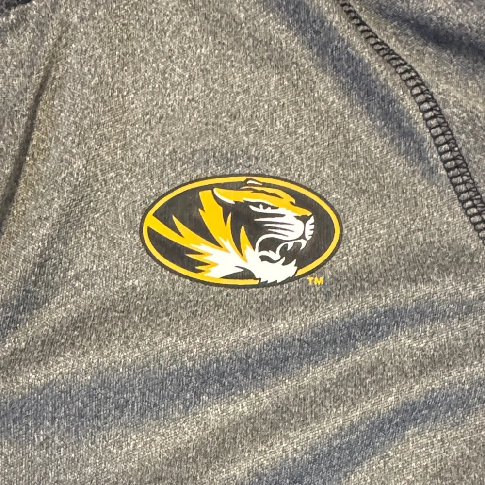 Colosseum Gray Missouri Tigers Quarter-Zip Pullover - Picture 2 of 3